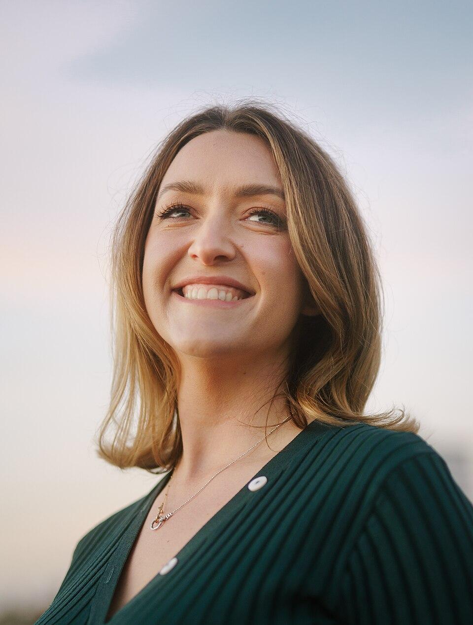 Senator Steph Hodgins-May official photo